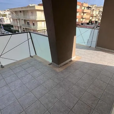 Sunset Affittacamere Sunsetvacanzesalento بيت ضيافة غالّيبولي